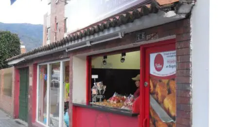 PASTELEROS HOJALDRE CALLE 140 CON 12 PASTELEROS HOJALDRE CALLE 140 CON 12